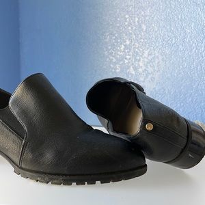 Last day! Bundle & save!Nine West loafers size 8.5 light wear, very comfortable!